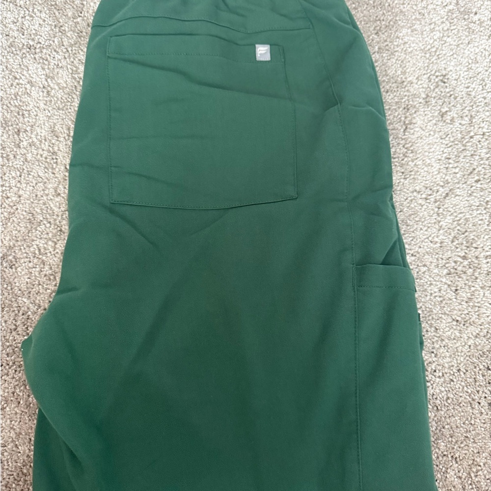 Women’s Green Fabletic Scrub Pants